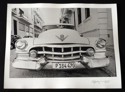 Cuba Classic Car : Black and White