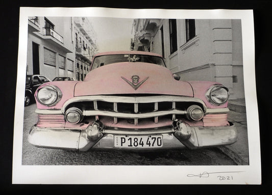 Cuba Classic Car : Hand Tinted Pink